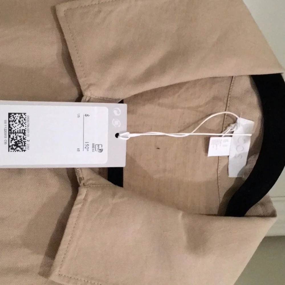 Cloth - Picture 3 of 3